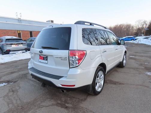 2010 Subaru Forester 2.5X Limited