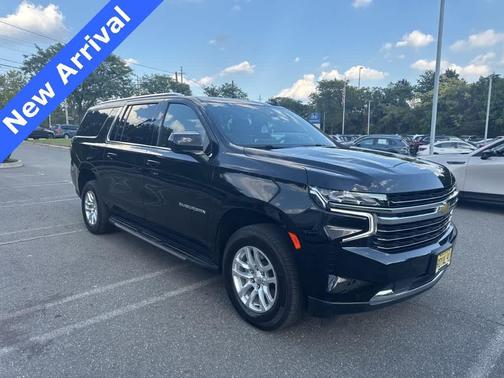 2023 Chevrolet Suburban LT