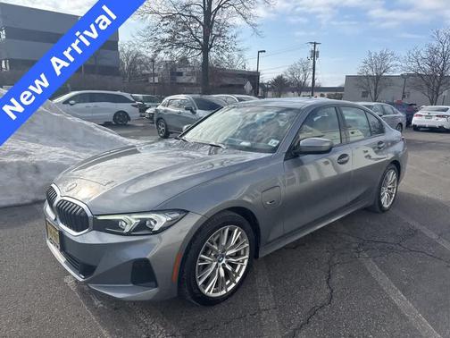 2023 BMW 330e xDrive
