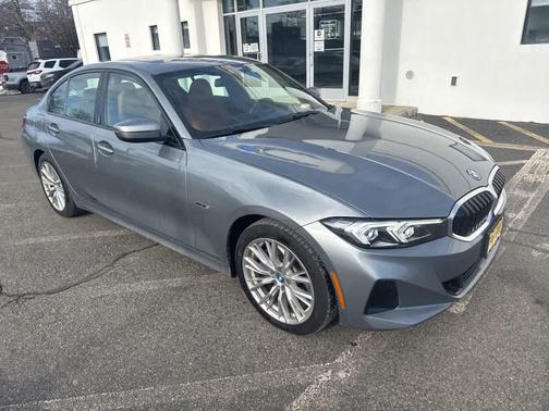 2023 BMW 330e xDrive