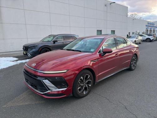 2025 Hyundai SONATA SEL