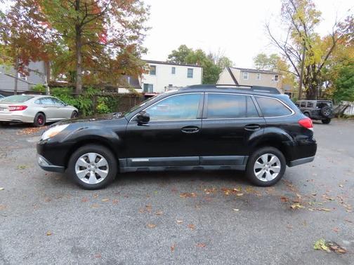 2012 Subaru Outback 3.6R Premium
