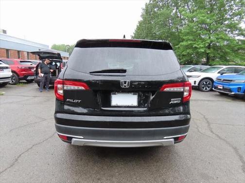 2021 Honda Pilot Touring 7-Passenger