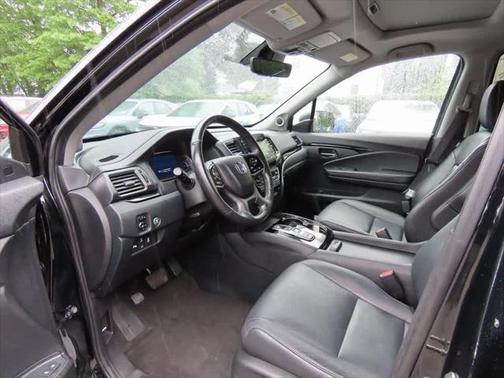 2021 Honda Pilot Touring 7-Passenger