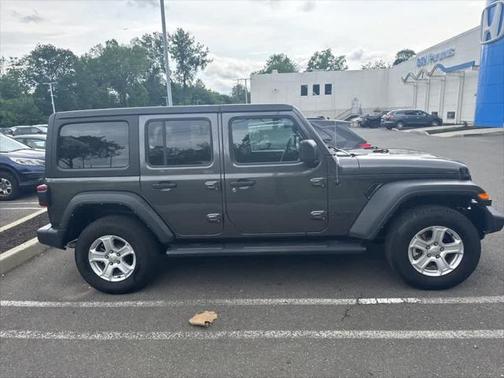 2022 Jeep Wrangler Unlimited Sport
