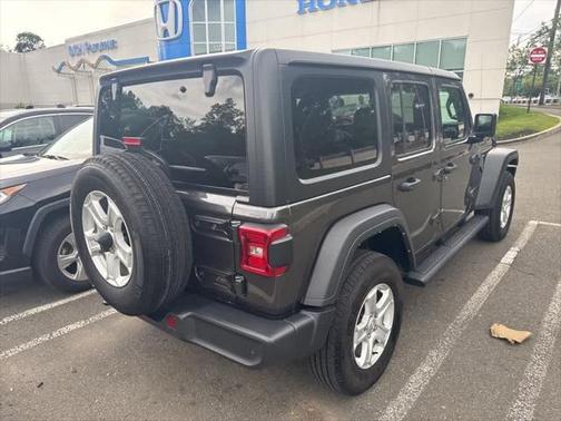 2022 Jeep Wrangler Unlimited Sport