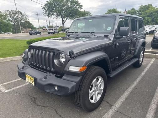 2022 Jeep Wrangler Unlimited Sport