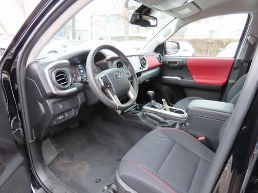 2023 Toyota Tacoma SR5