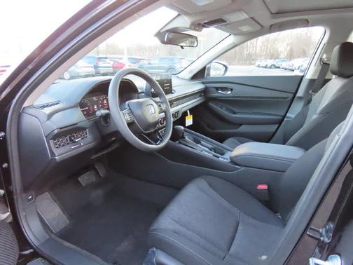 Crystal Black Pearl 2026 Honda Accord SE