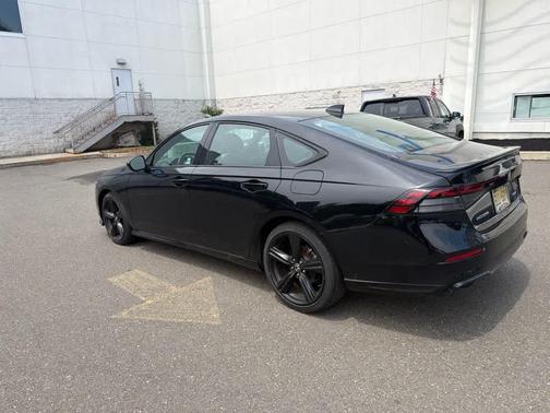 Crystal Black Pearl 2023 Honda Accord Hybrid Sport-L