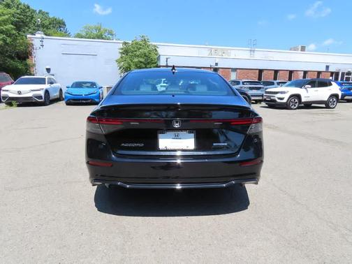 Crystal Black Pearl 2023 Honda Accord Hybrid Sport-L