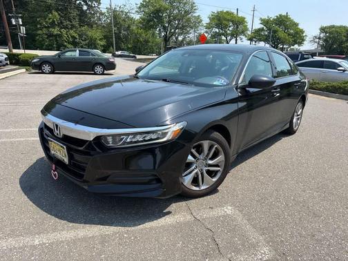 Crystal Black Pearl 2019 Honda Accord LX