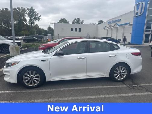 2017 Kia Optima LX