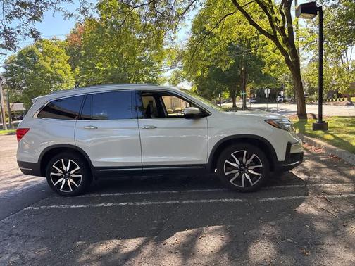 2021 Honda Pilot Touring 7-Passenger