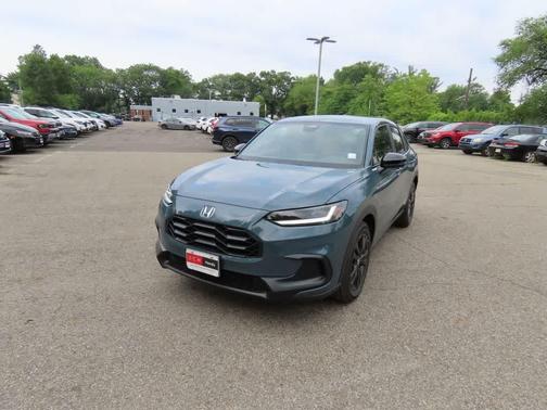 Pearl 2027 Honda HR-V Sport