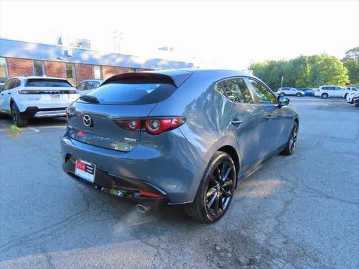 2022 Mazda Mazda3 Carbon Edition