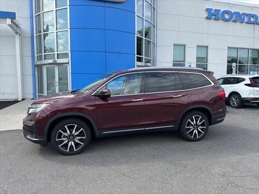 2022 Honda Pilot Touring 7-Passenger