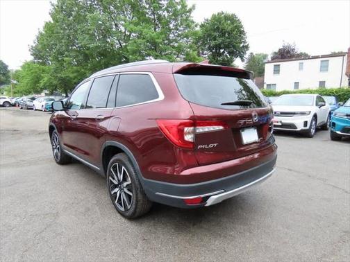 2022 Honda Pilot Touring 7-Passenger