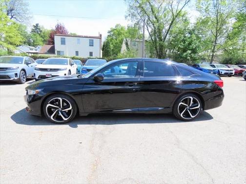 2022 Honda Accord Sport SE