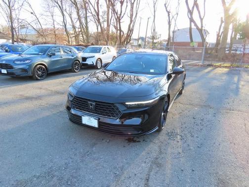 2023 Honda Accord Hybrid 