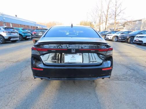 2023 Honda Accord Hybrid 