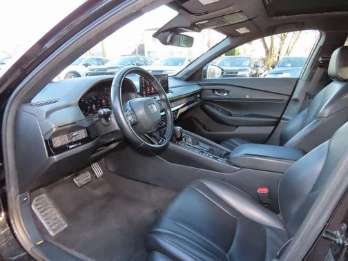 2023 Honda Accord Hybrid 