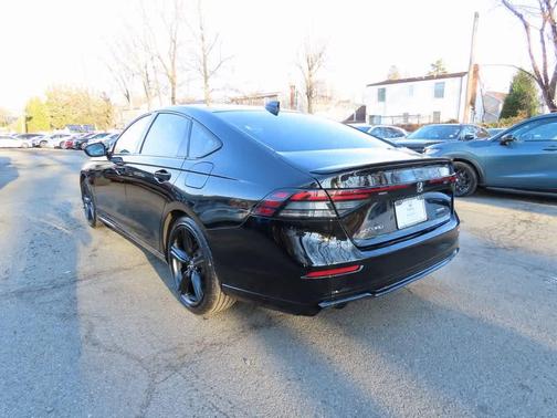 2023 Honda Accord Hybrid 