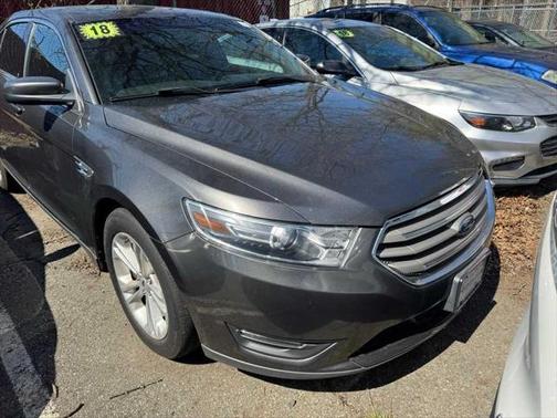 2018 Ford Taurus SEL