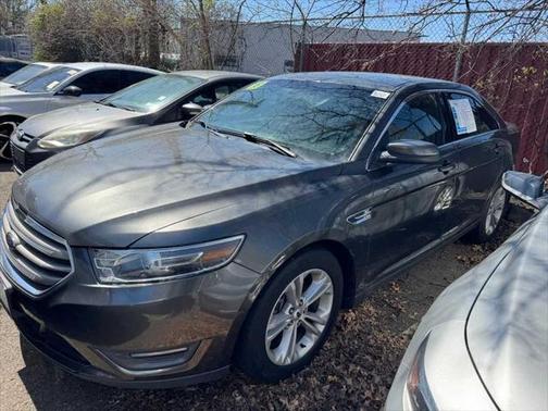 2018 Ford Taurus SEL