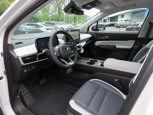 White Pearl 2026 Honda Prologue Touring
