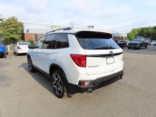 2022 Honda Passport Elite