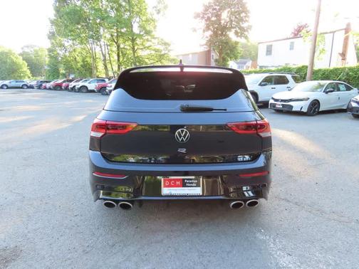 Deep Black Pearl Effect 2023 Volkswagen Golf R 2.0T