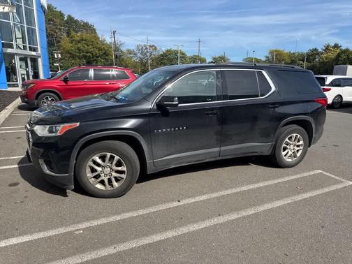 2021 Chevrolet Traverse LT Cloth