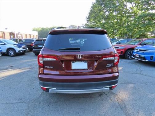 2020 Honda Pilot Touring 8-Passenger