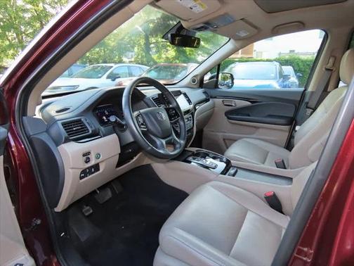 2020 Honda Pilot Touring 8-Passenger