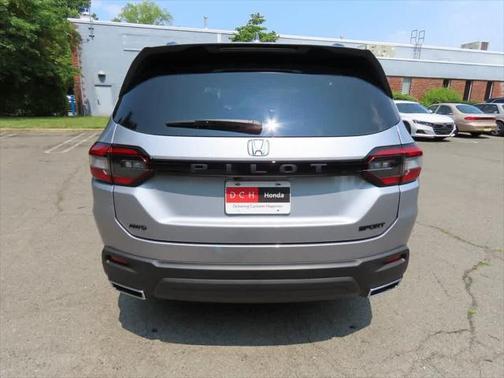 2025 Honda Pilot Sport