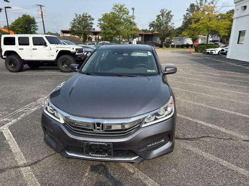 2017 Honda Accord EX w/Honda Sensing