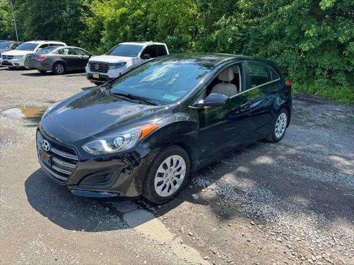 2016 Hyundai Elantra GT Base