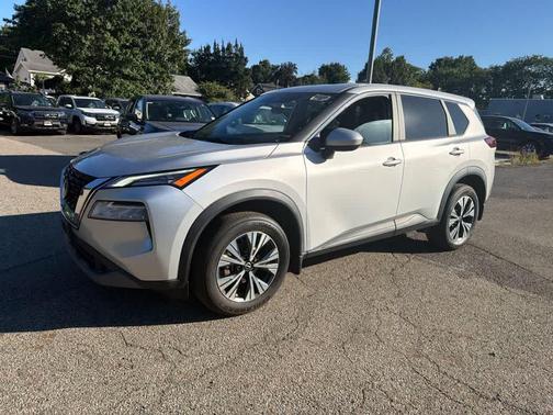 Brilliant Silver Metallic 2023 Nissan Rogue SV