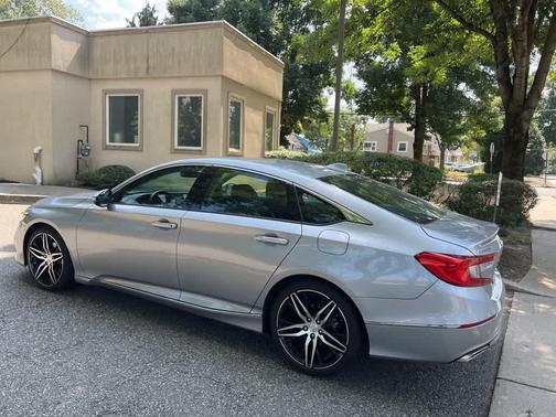 2022 Honda Accord Touring 2.0T