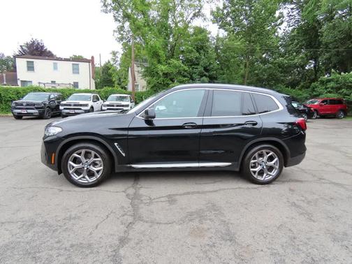 Black 2022 BMW X3 sDrive30i