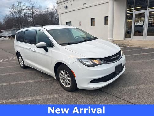 2021 Chrysler Voyager LXI