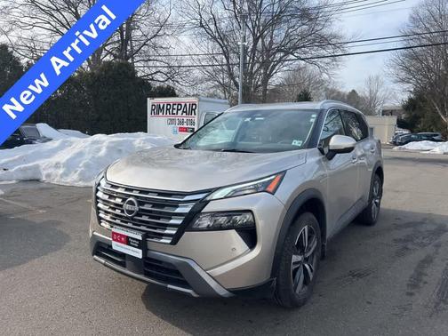 2025 Nissan Rogue SL