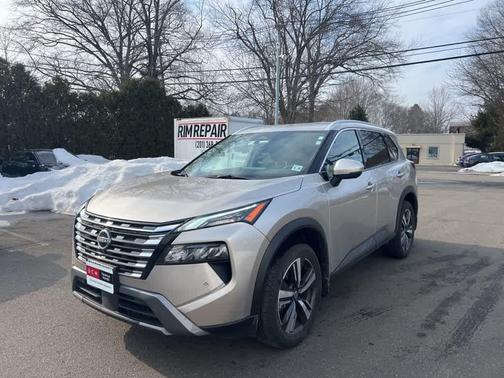 2025 Nissan Rogue SL