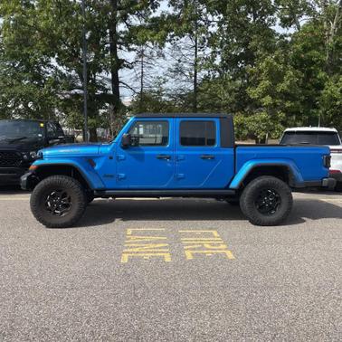 2021 Jeep Gladiator Sport