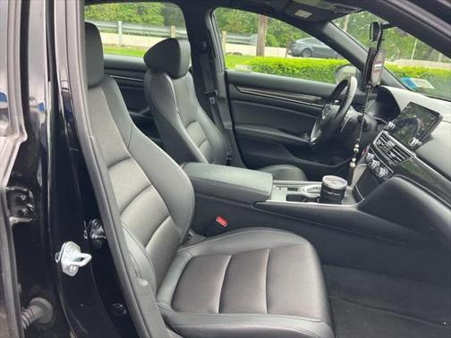 2022 Honda Accord Sport 2.0T