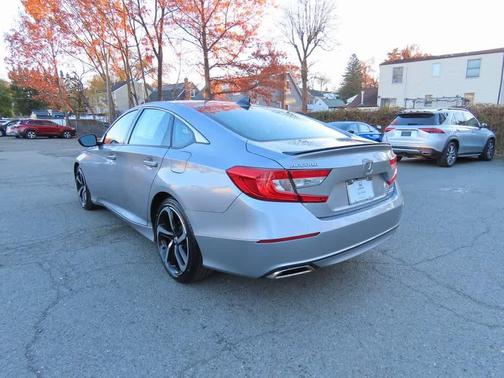 2022 Honda Accord Sport SE