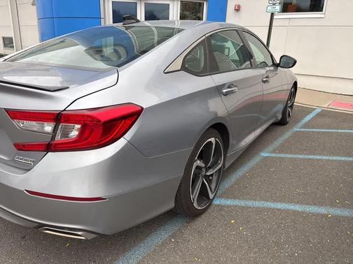 2022 Honda Accord Sport SE