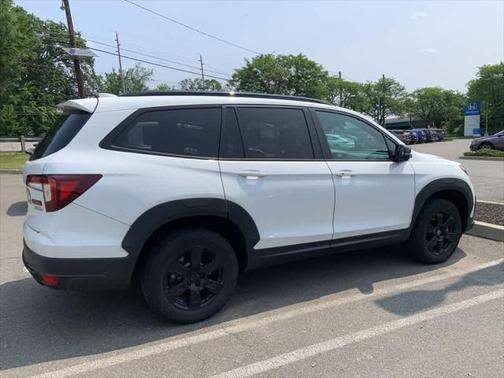 2022 Honda Pilot TrailSport