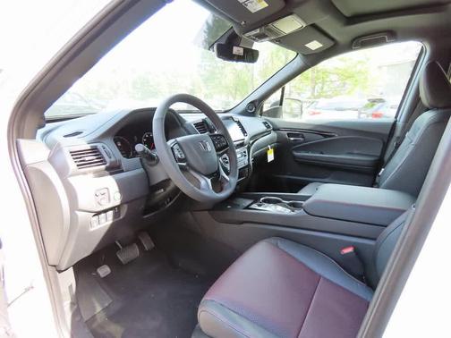 2026 Honda Ridgeline Black Edition Two-Tone